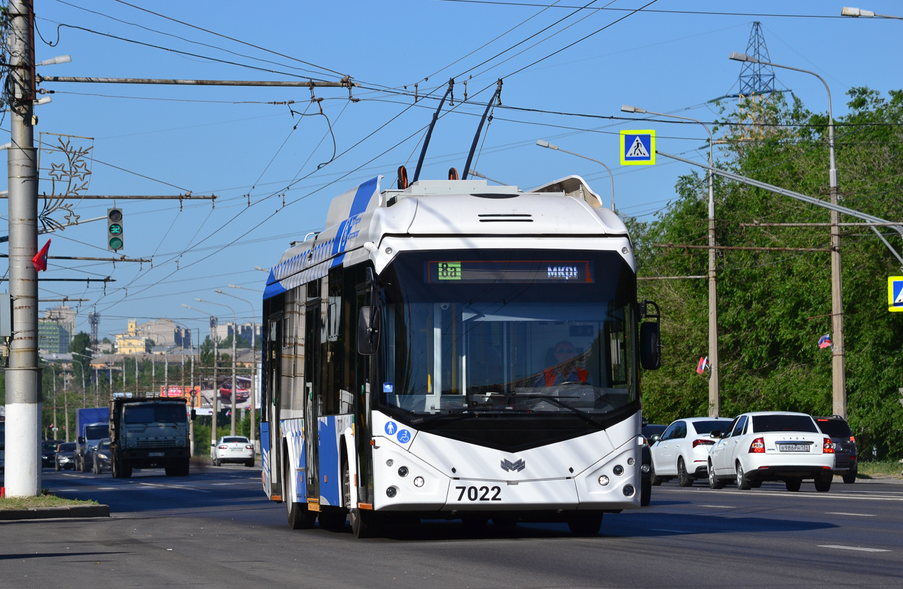 Волгоград, БКМ 32100D № 7022