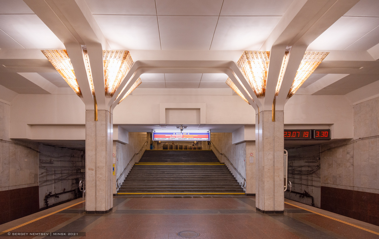 Минск — Метрополитен — [1] Московская линия