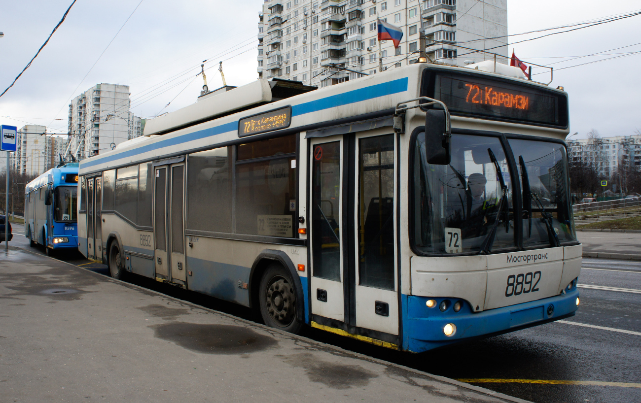 Moszkva, SVARZ-MAZ-6235.00 — 8892