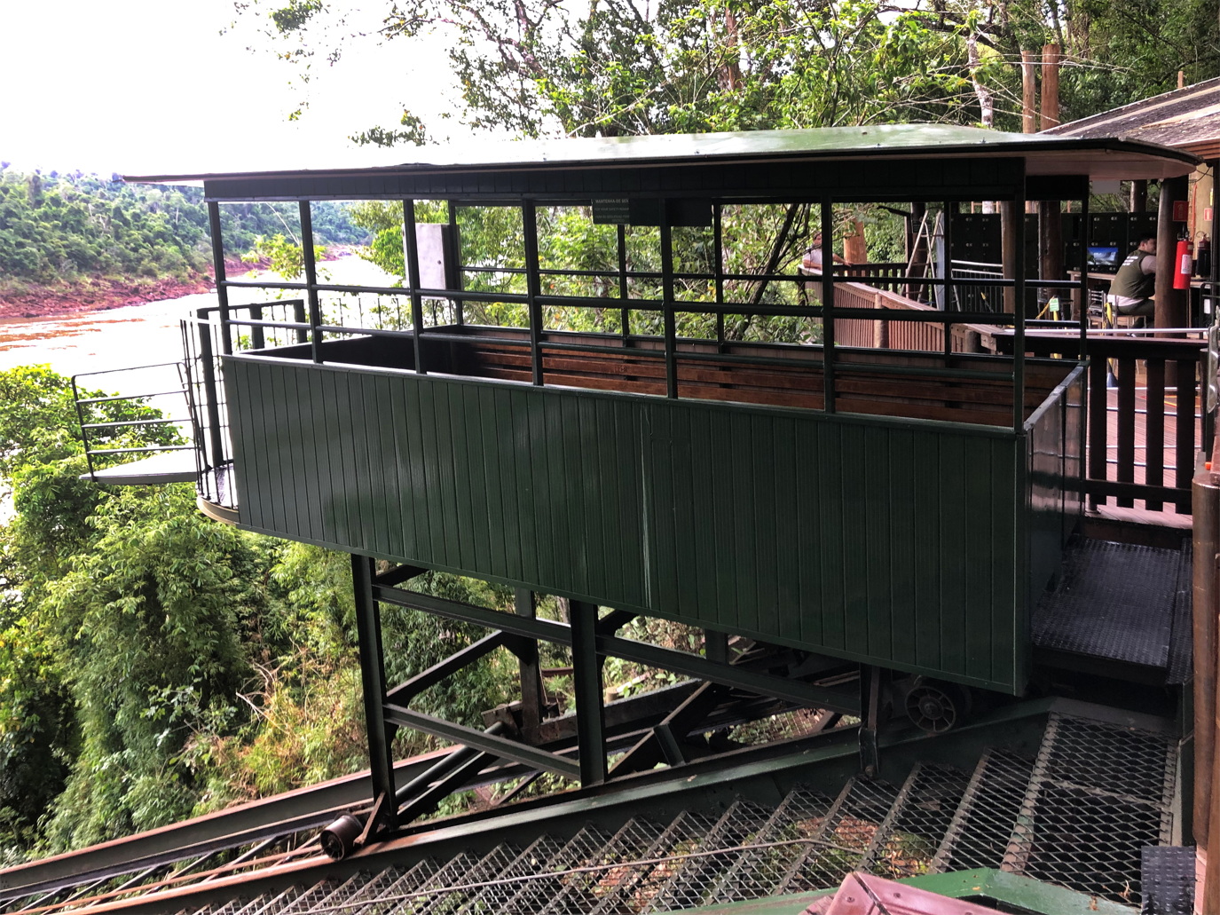 Фос-ду-Игуасу, (модель неизвестна) № direito