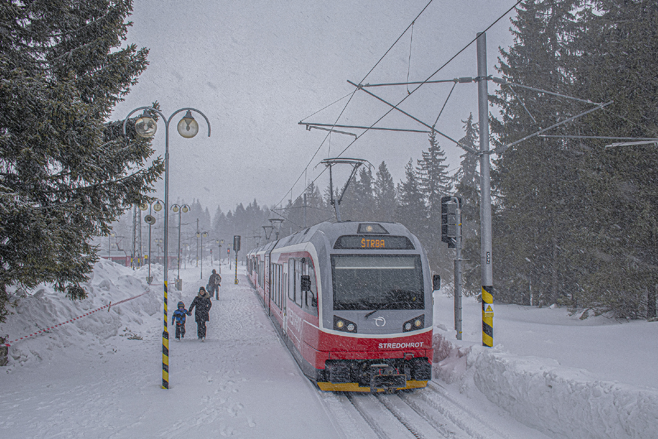 Высоке-Татры, Stadler GTW 2/6 № 495.952-4; Высоке-Татры, Stadler GTW 2/6 № 495.954-0