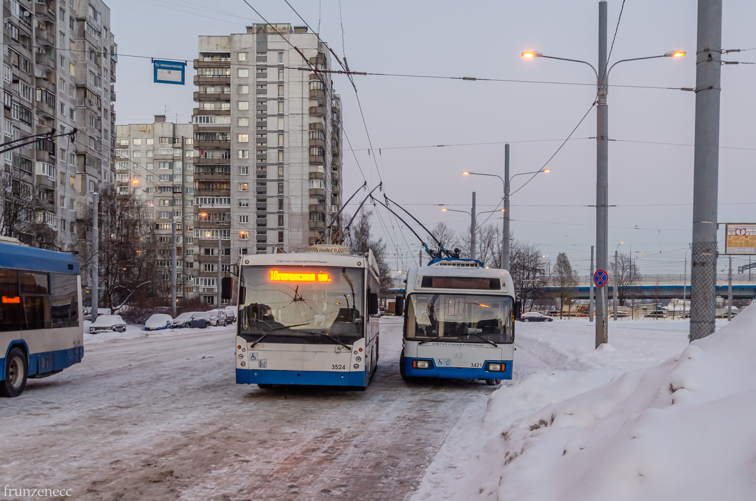 Санкт-Петербург, Тролза-5265.00 «Мегаполис» № 3524; Санкт-Петербург, БКМ 321 № 3421