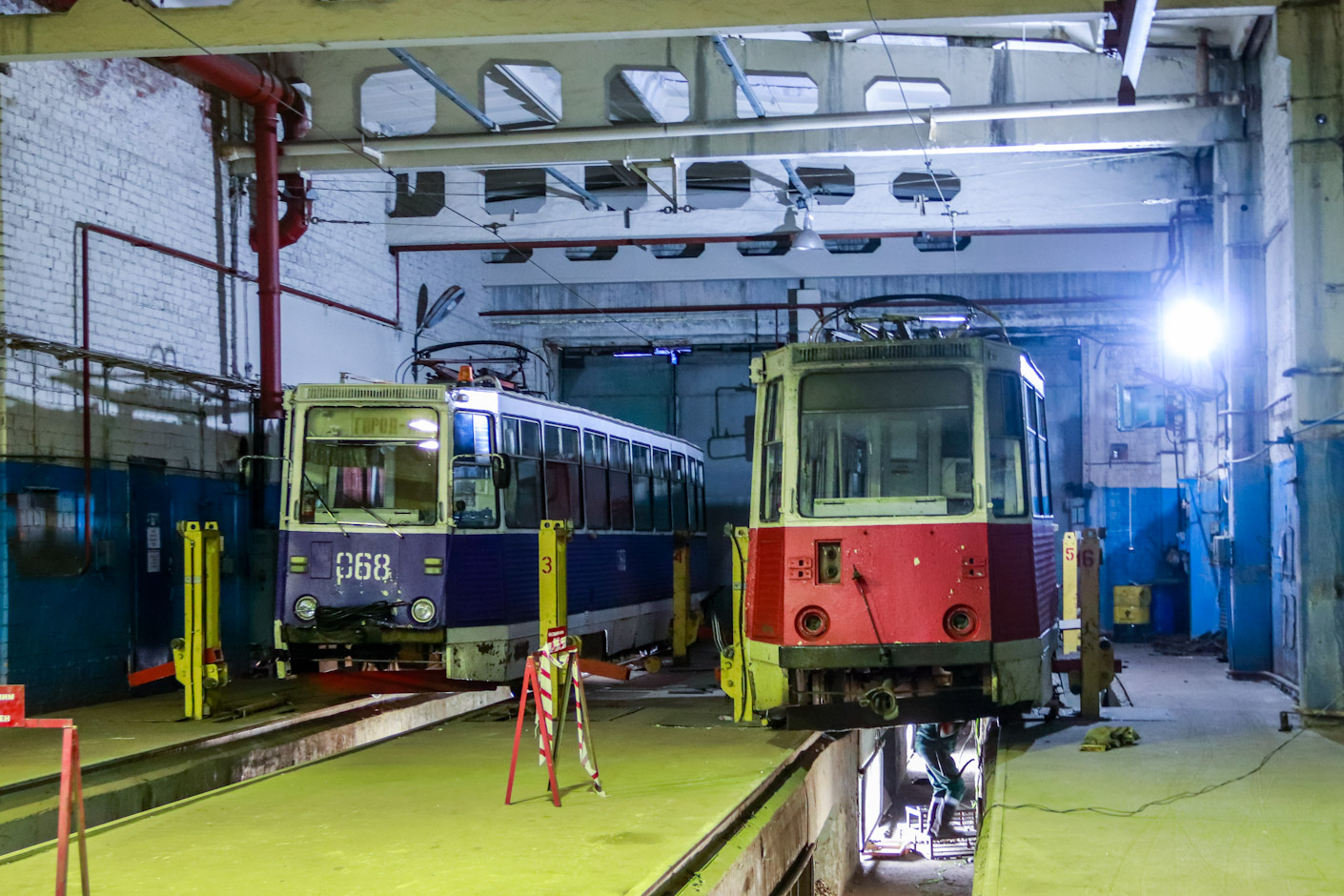 Усть-Илимск, 71-605 (КТМ-5М3) № 068; Усть-Илимск, 71-605 (КТМ-5М3) № 046