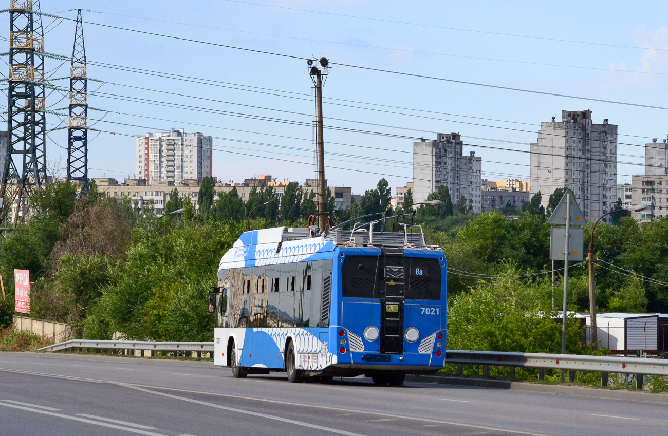 Волгоград, БКМ 32100D № 7021