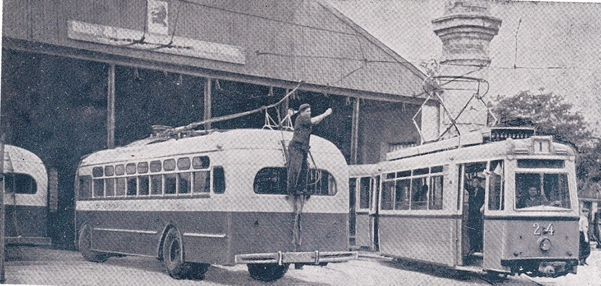 Кишинёв, МТБ-82Д № 32; Кишинёв, LOWA ET54 № 24; Кишинёв — Исторические фотографии