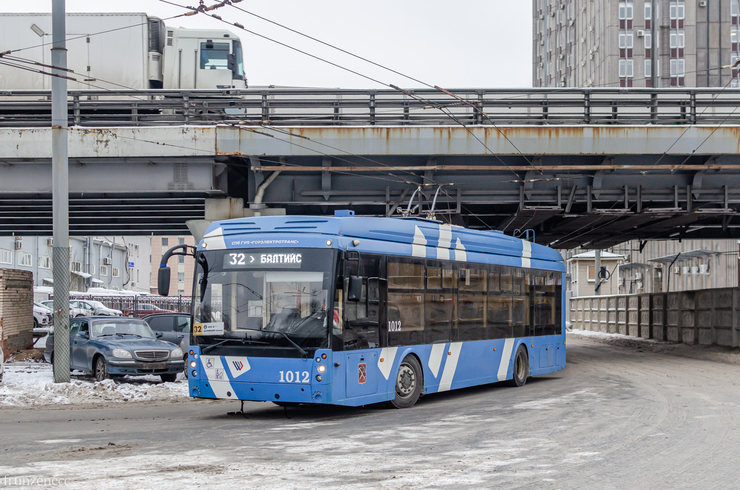 Szentpétervár, Trolza-5265.08 “Megapolis” — 1012