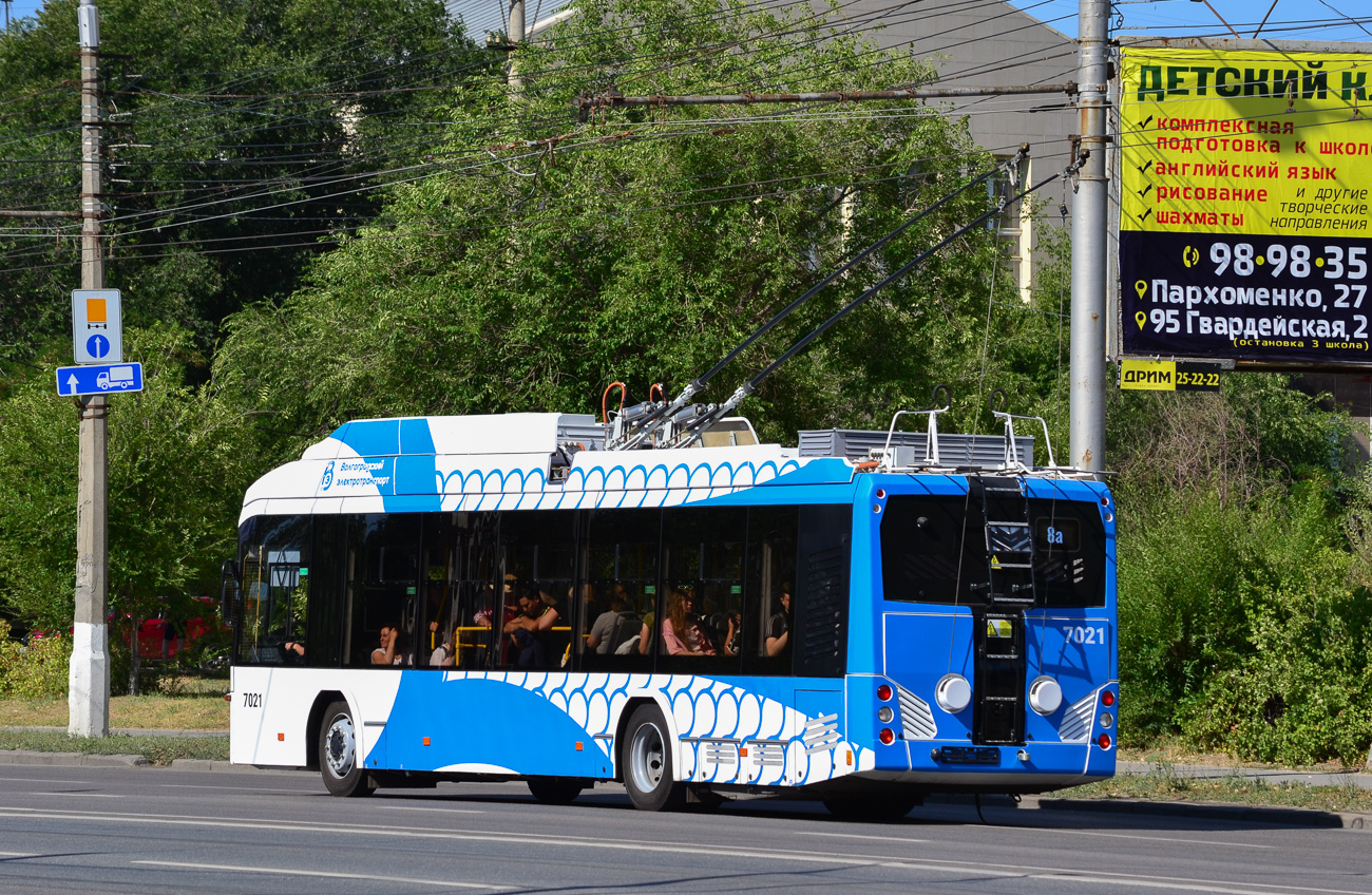 Волгоград, БКМ 32100D № 7021