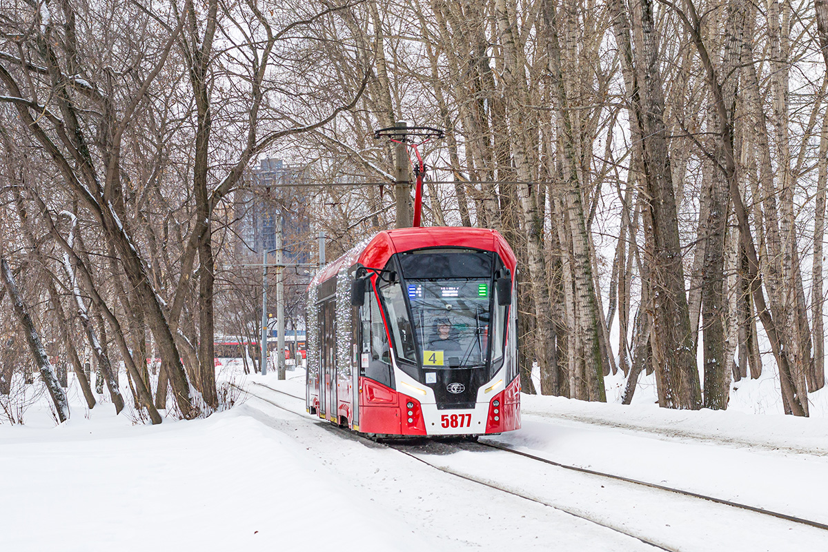 Пермь, 71-911ЕМ «Львёнок» № 5877