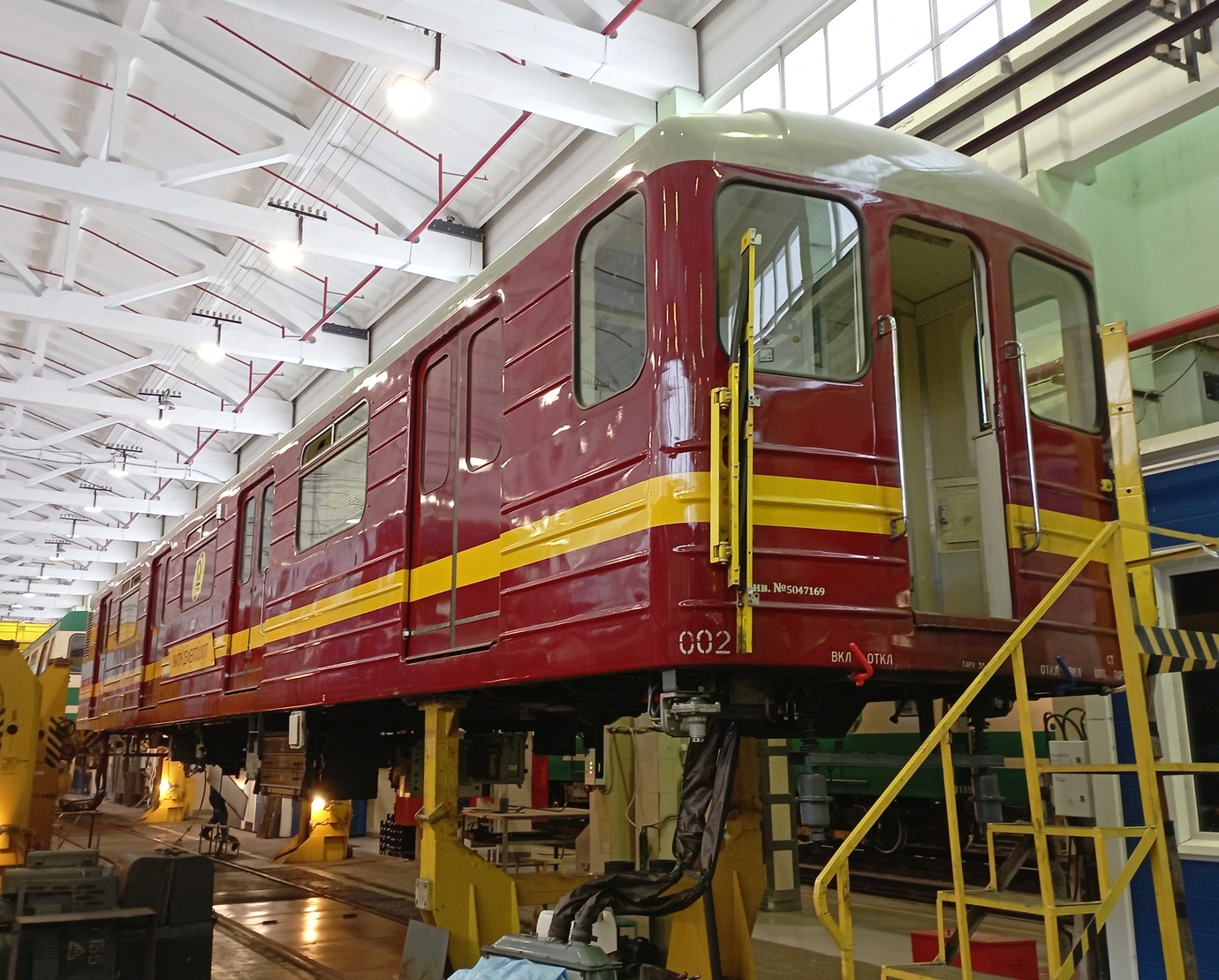 Pietari, 81-714.6D # 002