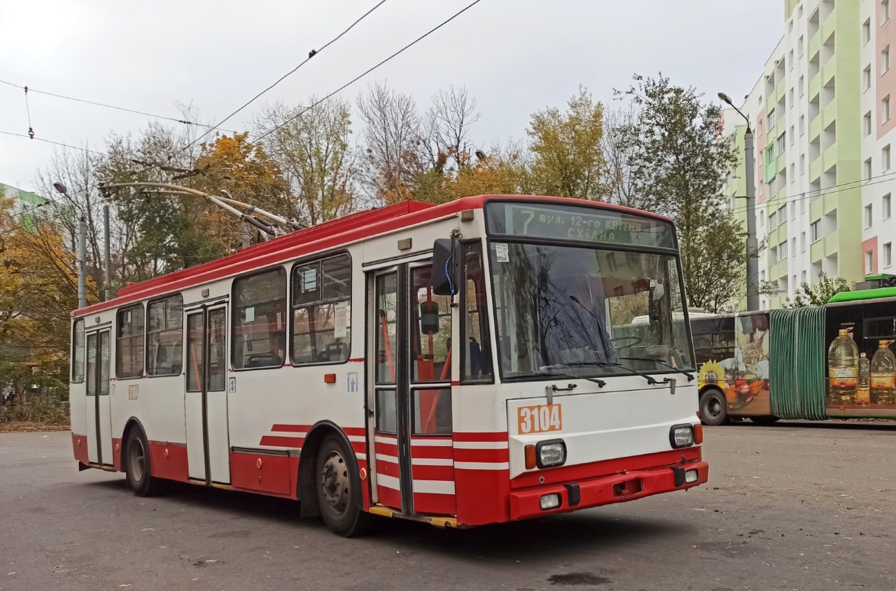 Kharkiv, Škoda 14Tr17/6M N°. 3104