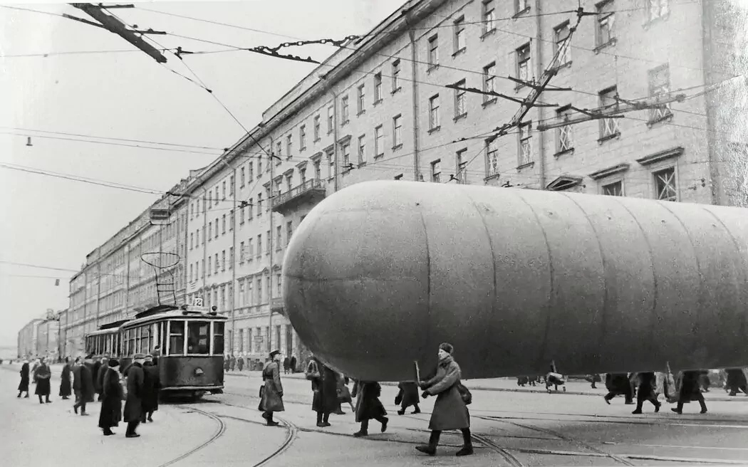 Санкт-Петербург — Демонтажи и закрытые линии; Санкт-Петербург — Исторические фотографии трамвайных вагонов