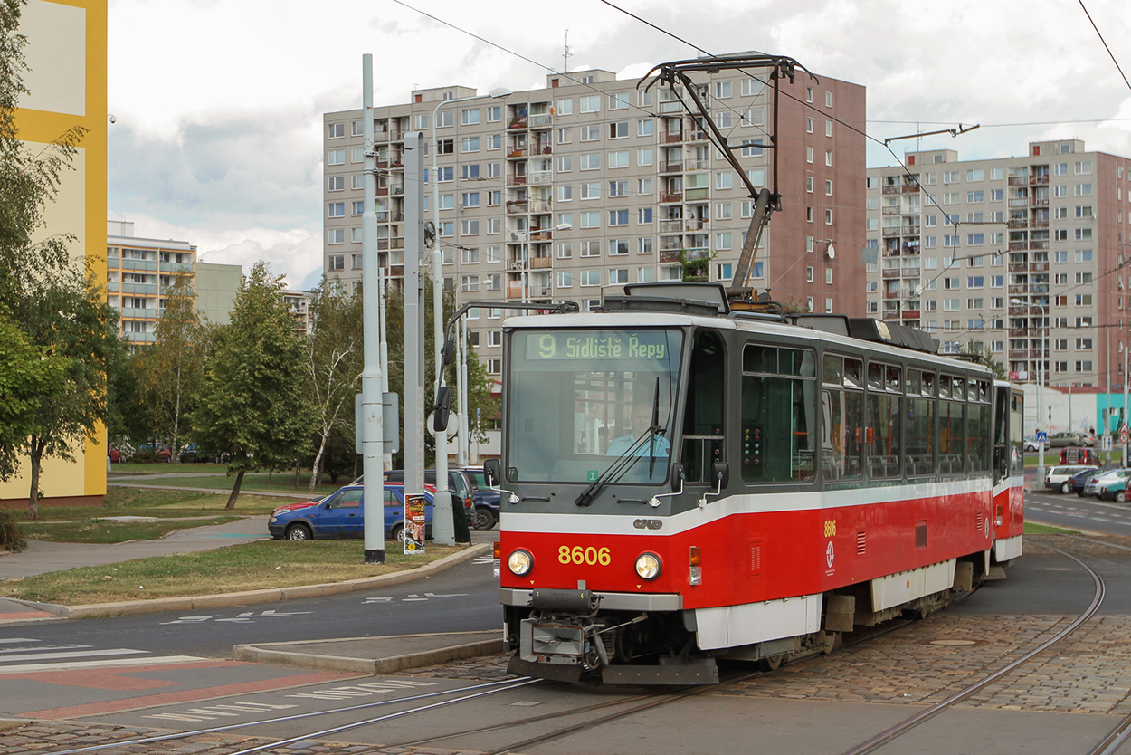 Прага, Tatra T6A5 № 8606