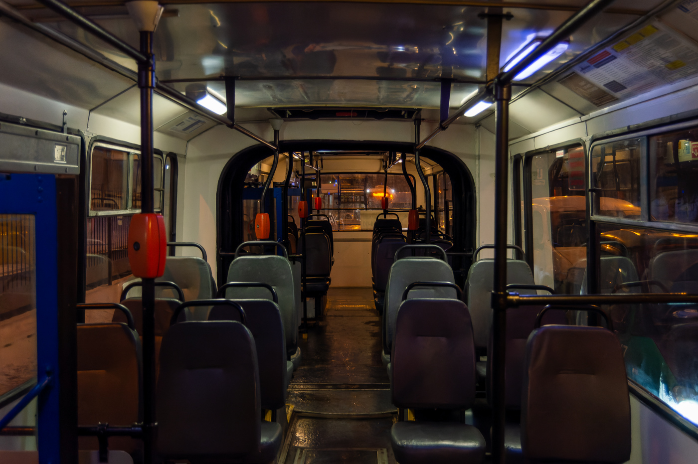 Санкт-Петербург, ВМЗ-6215 № 1129