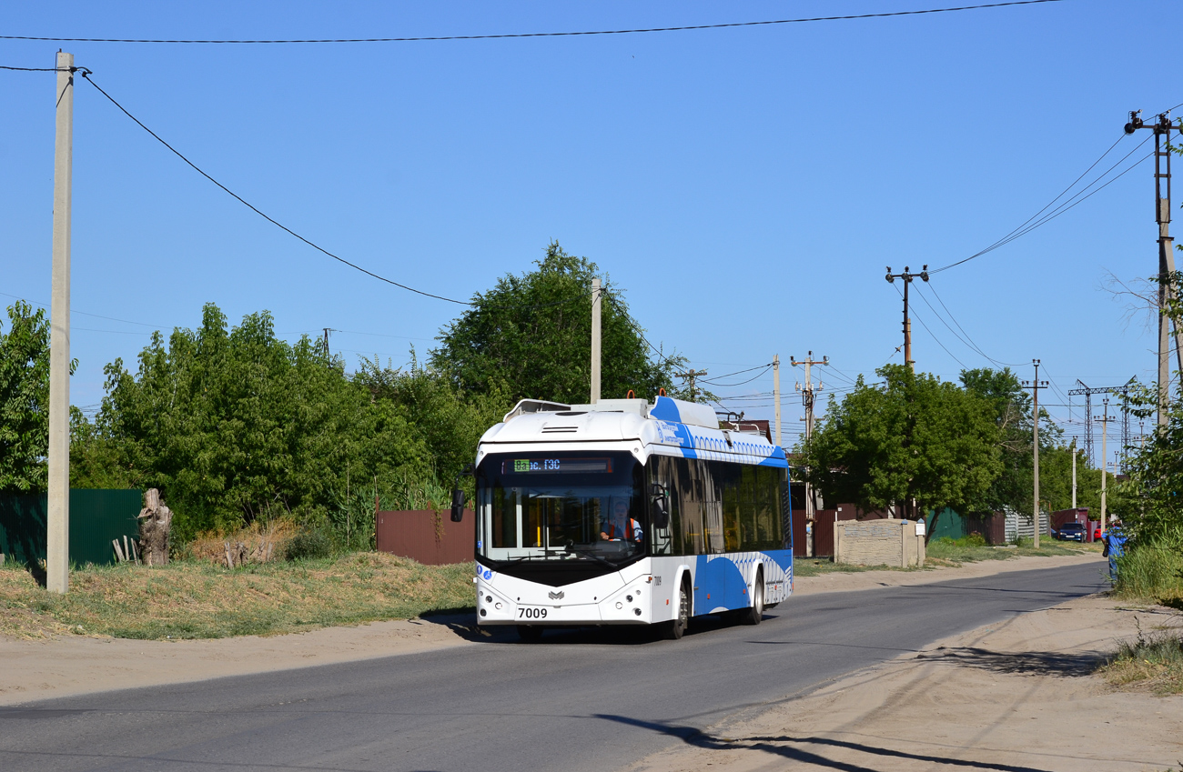 Волгоград, БКМ 32100D № 7009