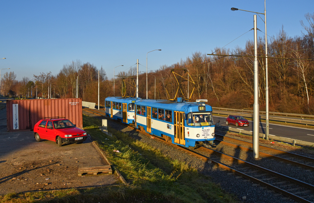 Острава, Tatra T3SUCS № 990; Острава, Tatra T3SU № 902; Острава — 30.12.2022 — Прощание с Татрами Т3SU(CS) / ускорителями