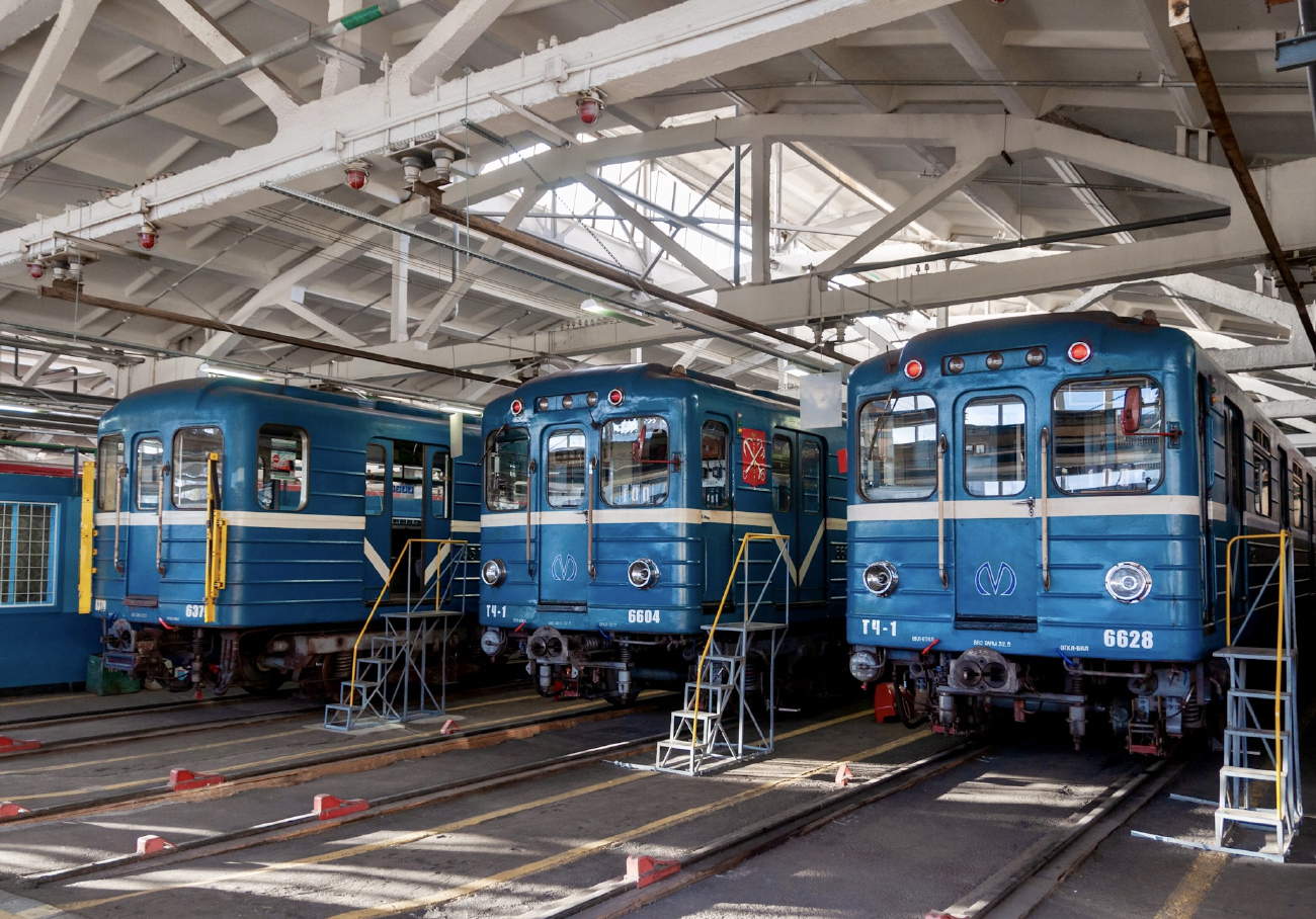 Санкт-Петербург, Ема-502 № 6604; Санкт-Петербург, Ема-502 № 6628 Санкт-Петербург, Ема-502 № 6604; Санкт-Петербург, Ема-502 № 6628