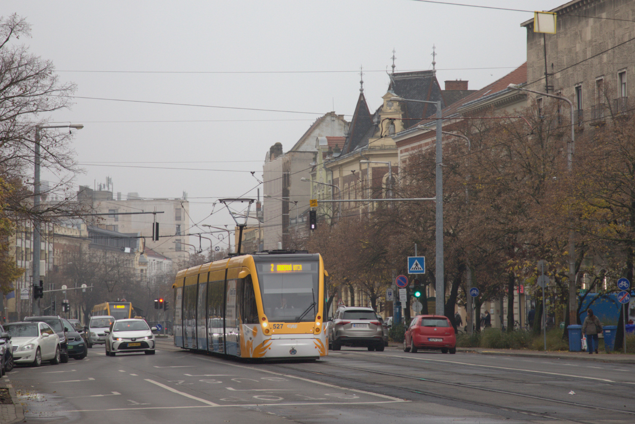 Дебрецен, CAF Urbos 3 № 527