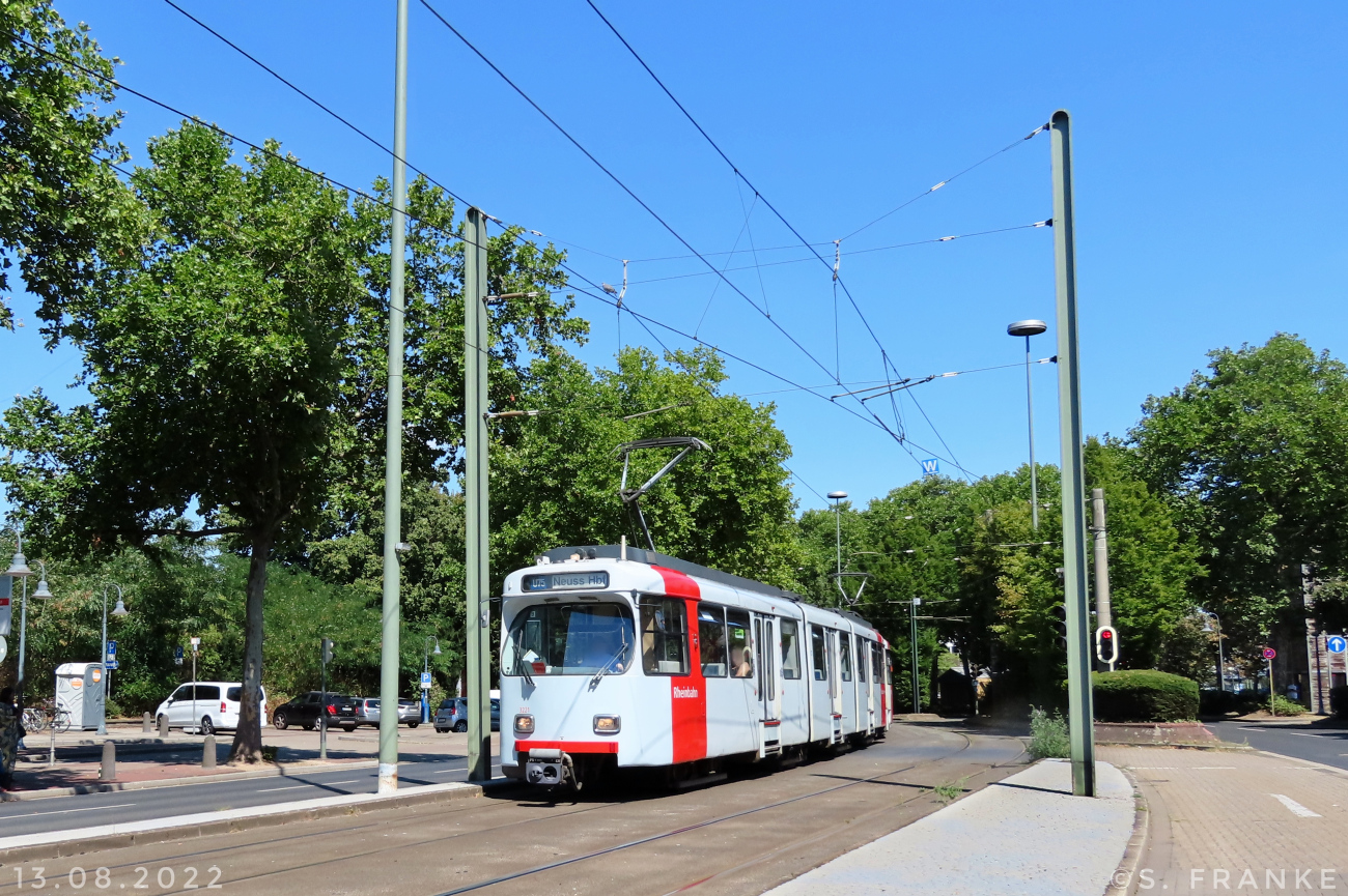 Дюссельдорф, Duewag GT8SU № 3221