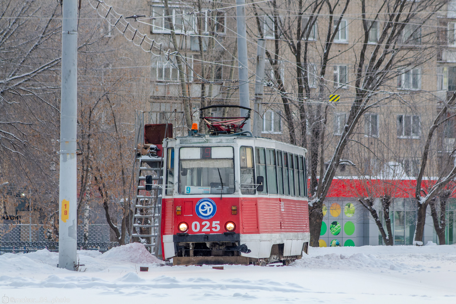 Nabierieżnyje Czełny, 71-605 (KTM-5M3) Nr 025