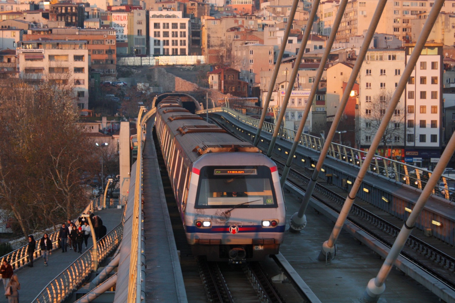 Istanbul — Metropolitan — M2 line (Yenikapı — Seyrantepe / Hacıosman)