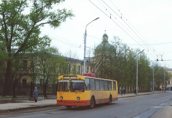 Тверь, ЗиУ-682В № 59; Тверь — Тверской троллейбус в 1990-е гг.; Тверь — Троллейбусные линии: Центральный район