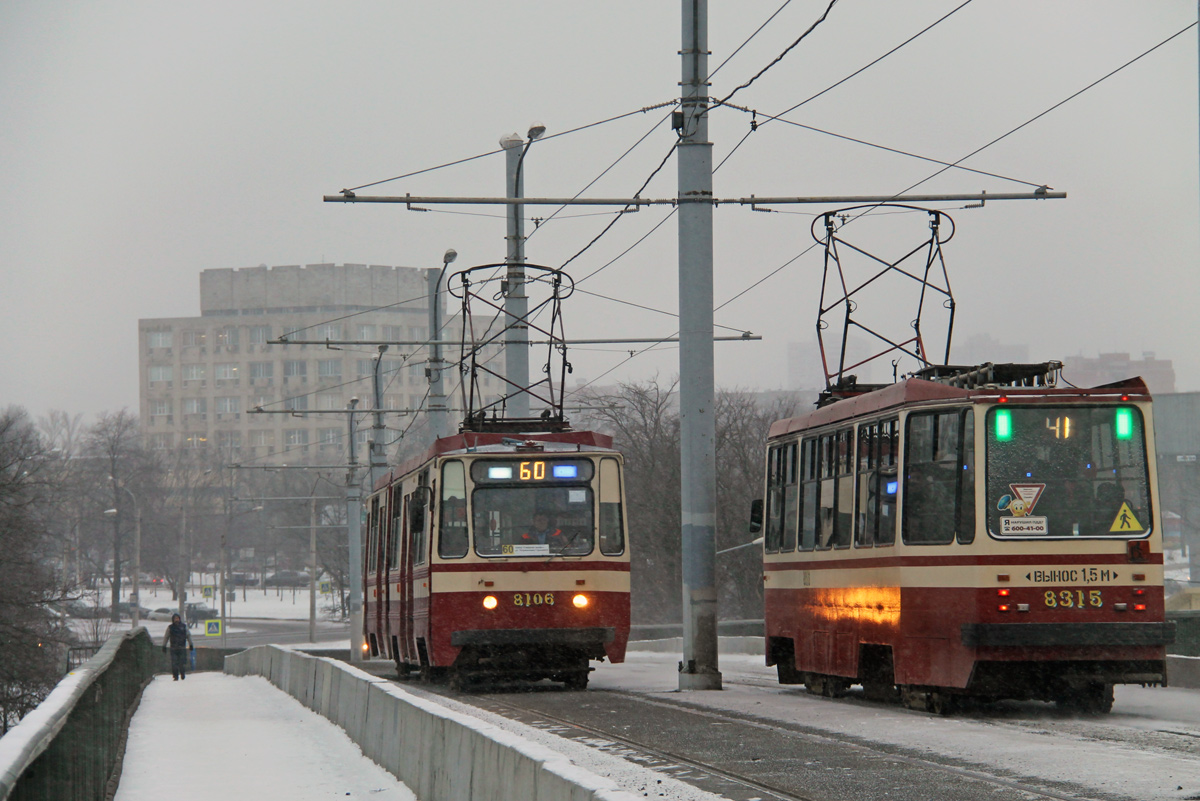 Saint-Petersburg, 71-147K (LVS-97K) č. 8106; Saint-Petersburg, 71-134A (LM-99AV) č. 8315; Saint-Petersburg — Bridges