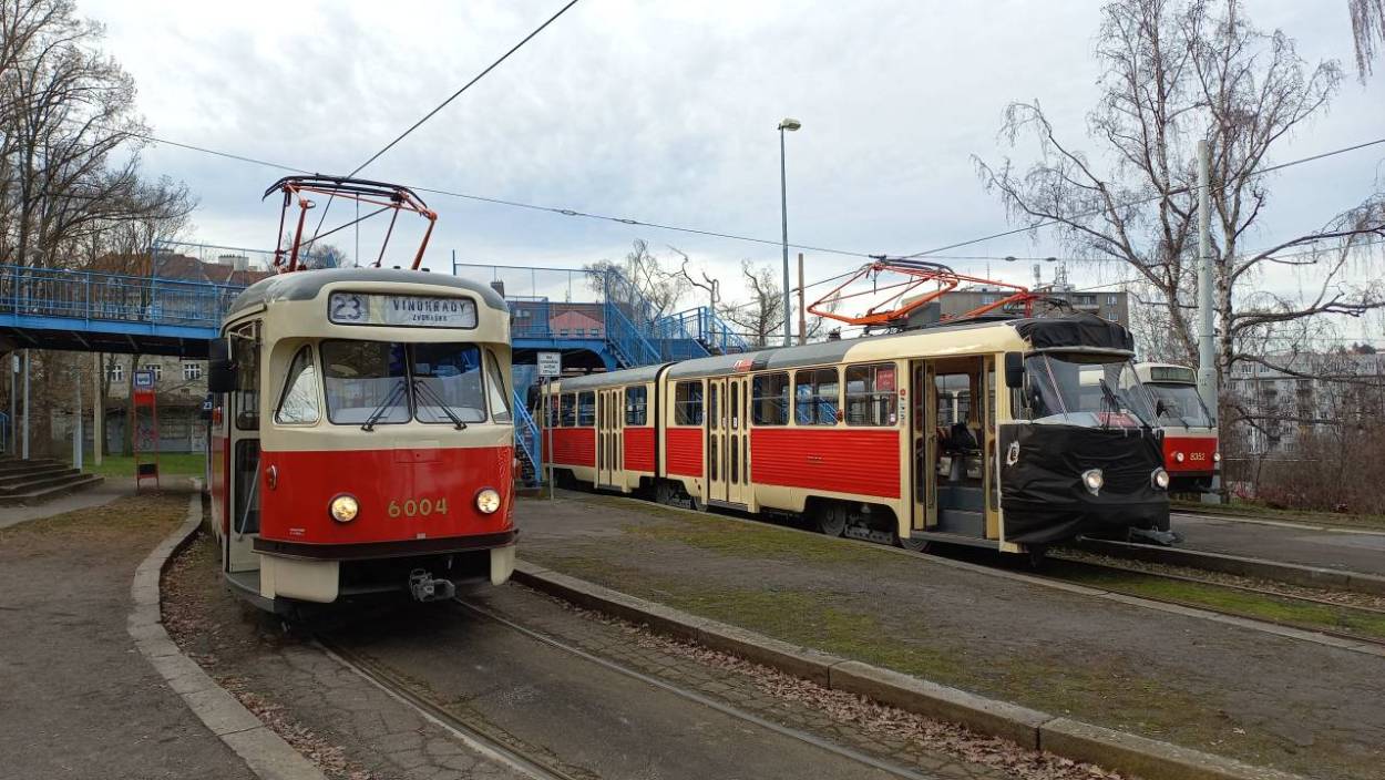 Prague, Tatra K2 # 7000; Prague, Tatra T2R # 6004 Prague, Tatra K2 # 7000; Prague, Tatra T2R # 6004