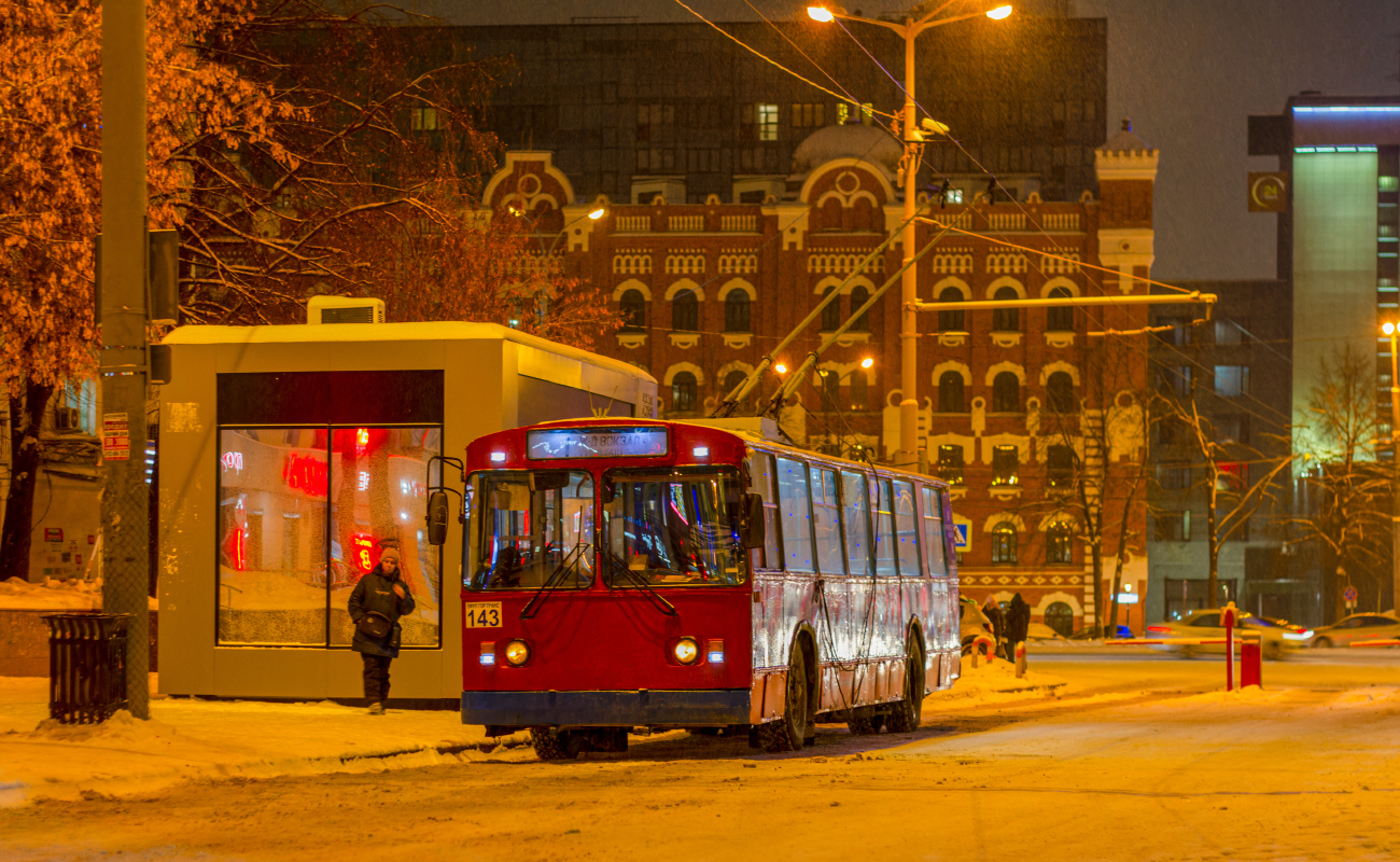 Екатеринбург, ЗиУ-682Г [Г00] № 143