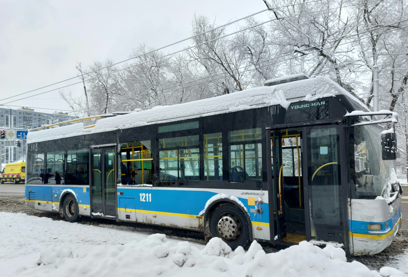 Алматы, YoungMan JNP6120GDZ (Neoplan Kazakhstan) № 1211
