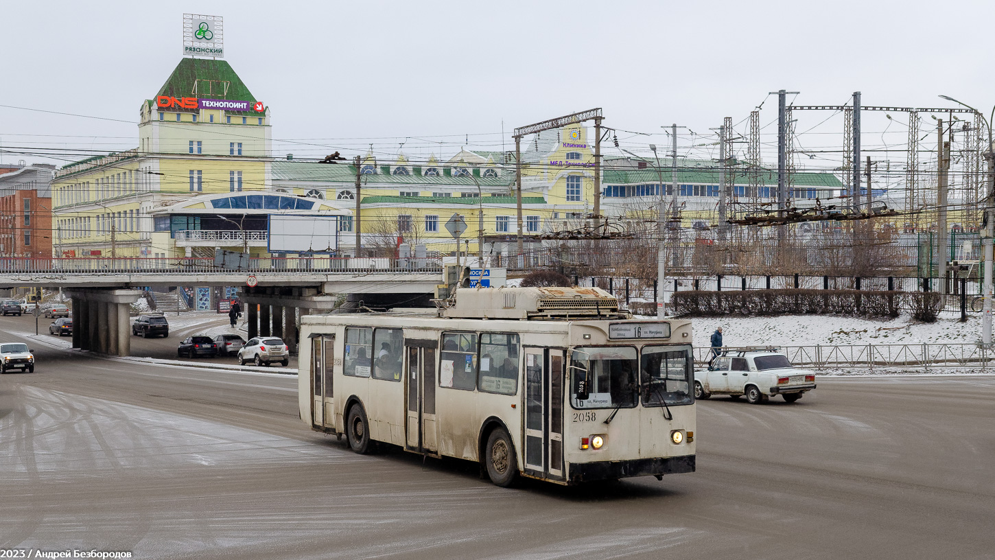 Рязань, ЗиУ-682ГМ1 (с широкой передней дверью) № 2058