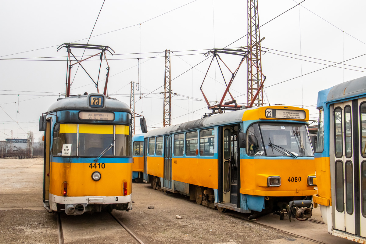 София, Duewag GT8 № 4410; София, Tatra T4D-M2 № 4080