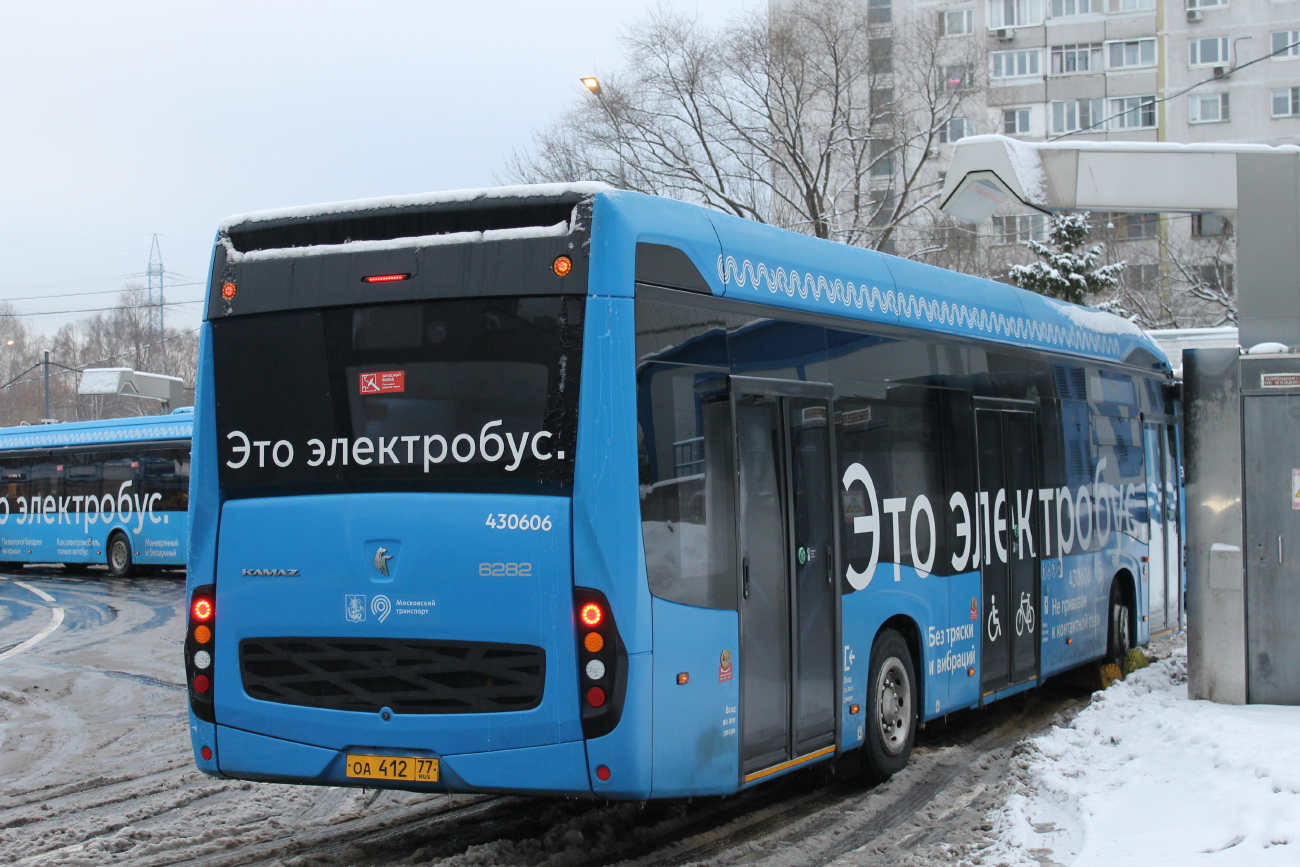 Москва, КАМАЗ-6282 № 430606