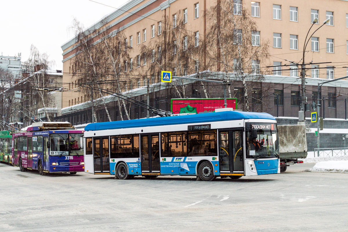Новосибирск, УТТЗ-6241.01 «Горожанин» № 1502