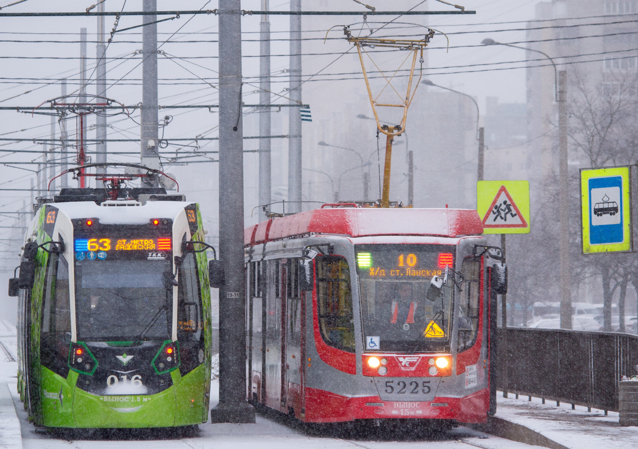 Санкт-Петербург, 71-631-02.02 № 5225; Санкт-Петербург, Stadler B85600M № 016