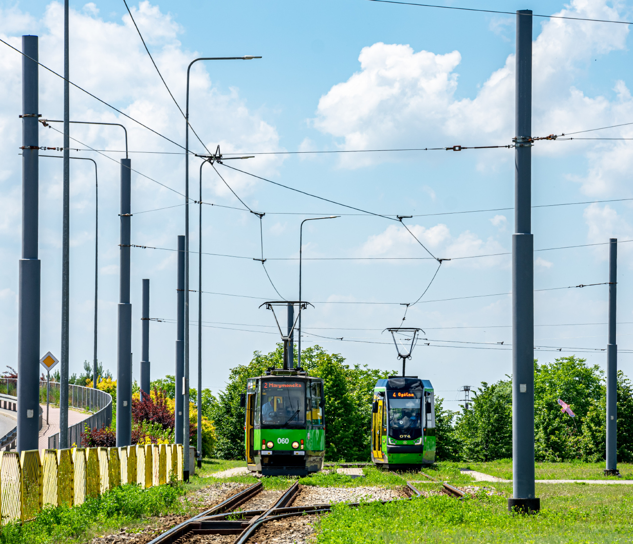 Эльблонг, Konstal 805Na № 060; Эльблонг, Modertrans Moderus Beta MF 09 AC № 074