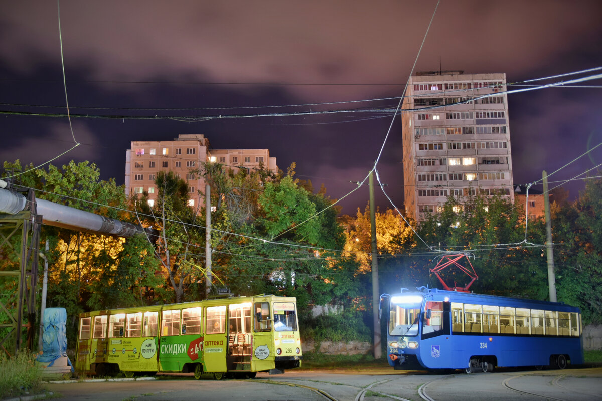 Владивосток, 71-605А № 293; Владивосток, 71-619К № 334