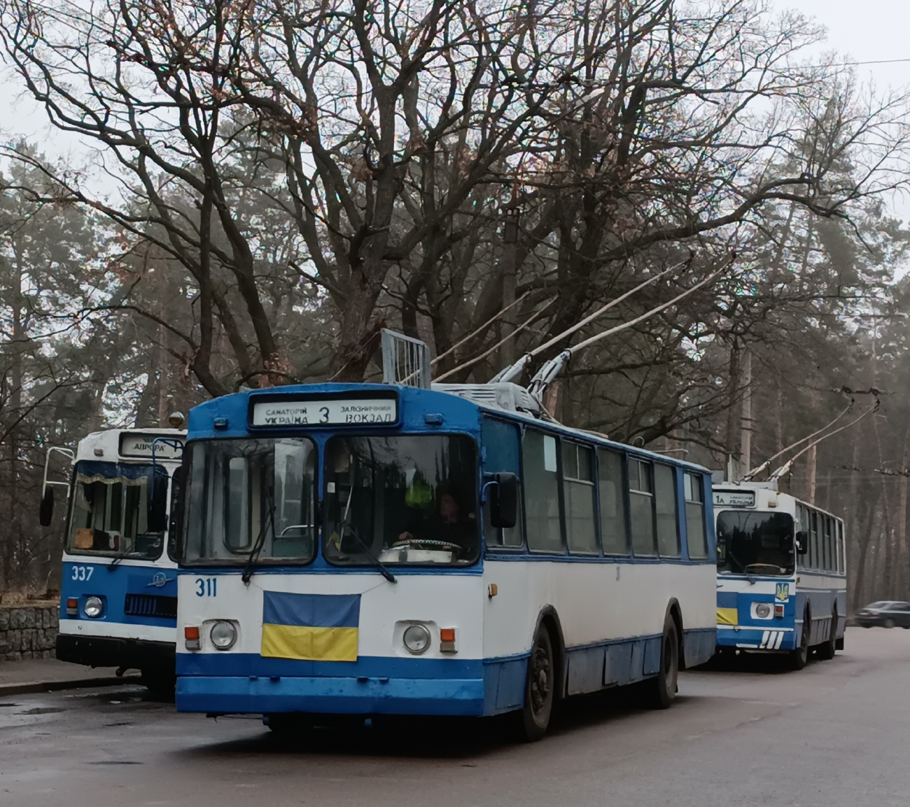 Черкассы, ЗиУ-682В-012 [В0А] № 311; Черкассы, ЗиУ-682В-012 [В0А] № 338; Черкассы, ЗиУ-682В-012 [В0А] № 337