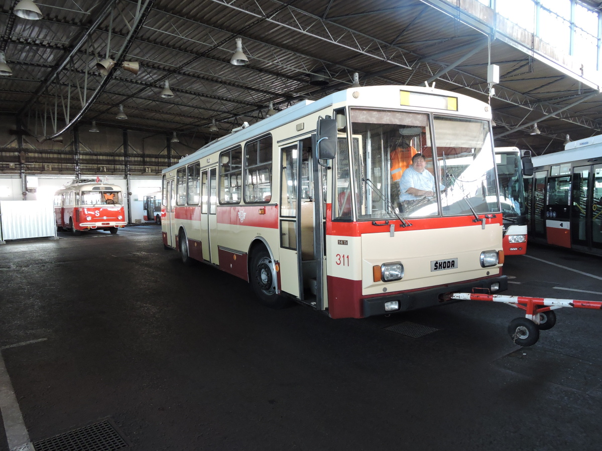 Пардубице, Škoda 14Tr08/6 № 311