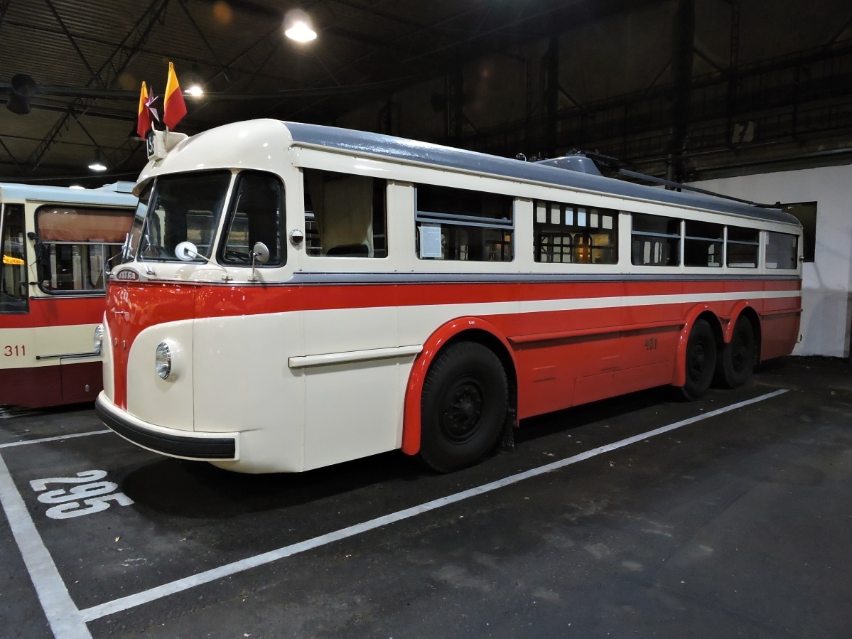 Prága, Tatra T400 III.B — 431