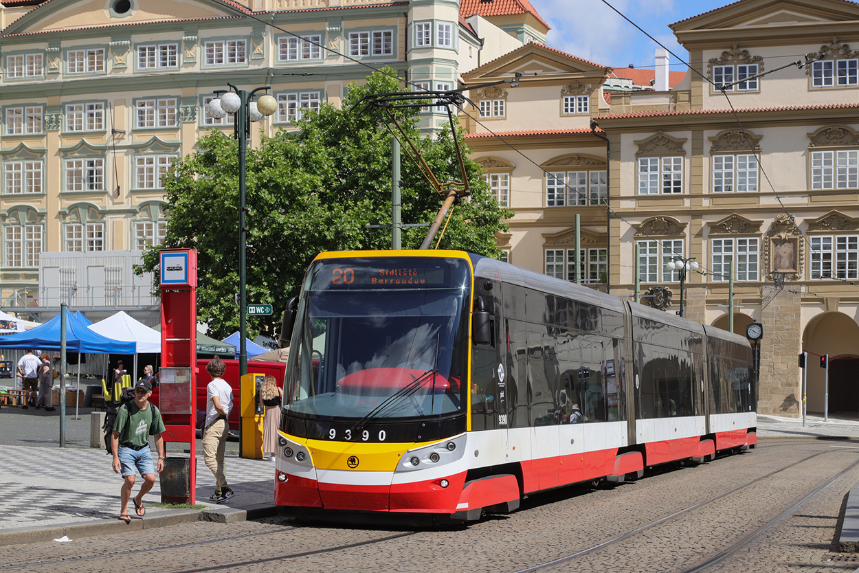 Prague, Škoda 15T6 ForCity Alfa Praha № 9390