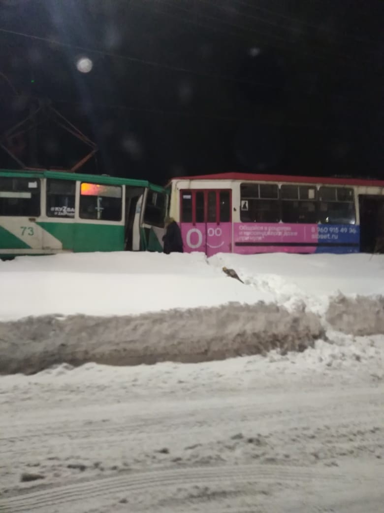 Осинники, 71-605А № 73; Осинники, 71-132 (ЛМ-93) № 65