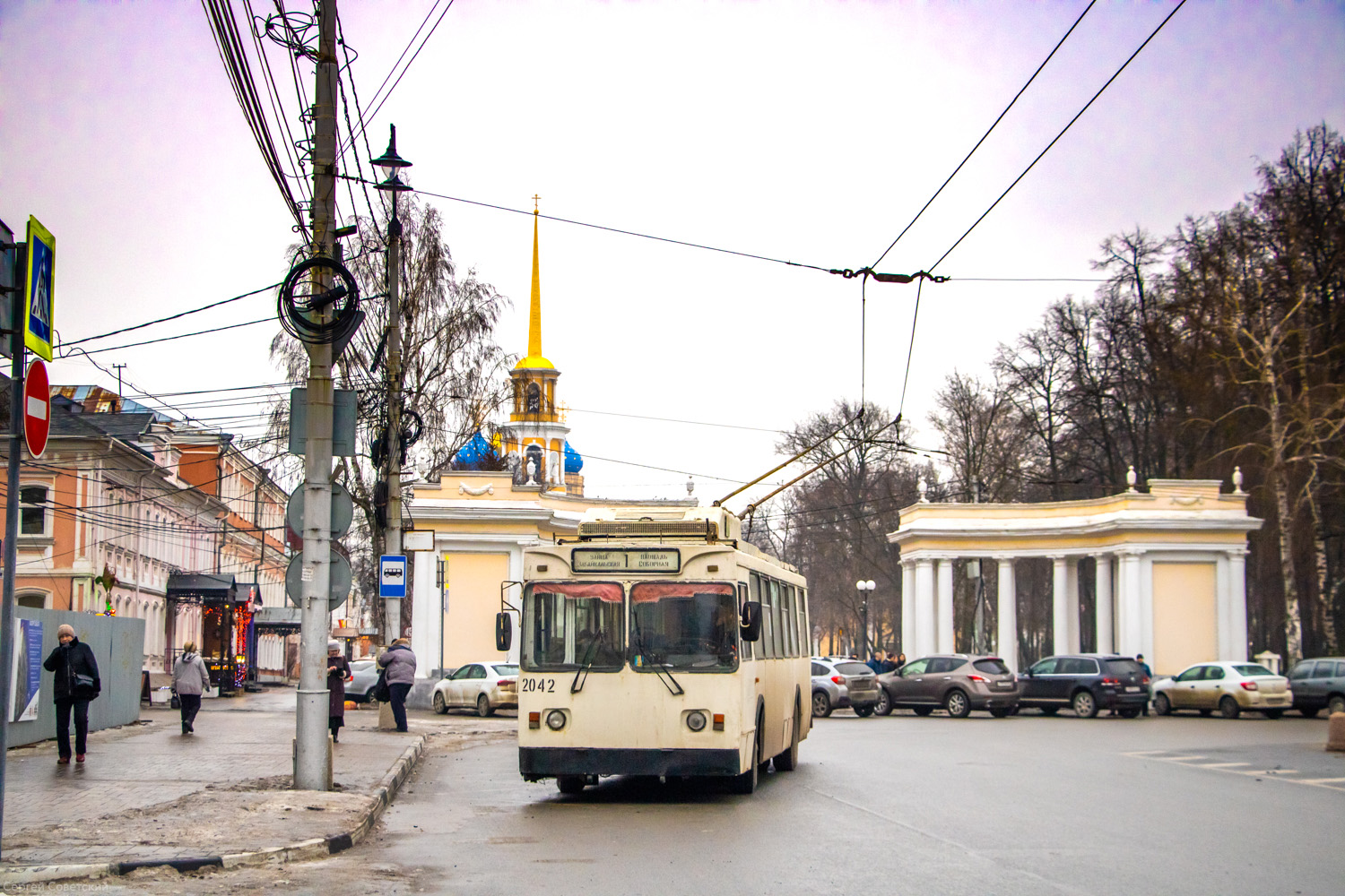 Рязань, ЗиУ-682ГМ1 (с широкой передней дверью) № 2042 Рязань, ЗиУ-682ГМ1 (с широкой передней дверью) № 2042
