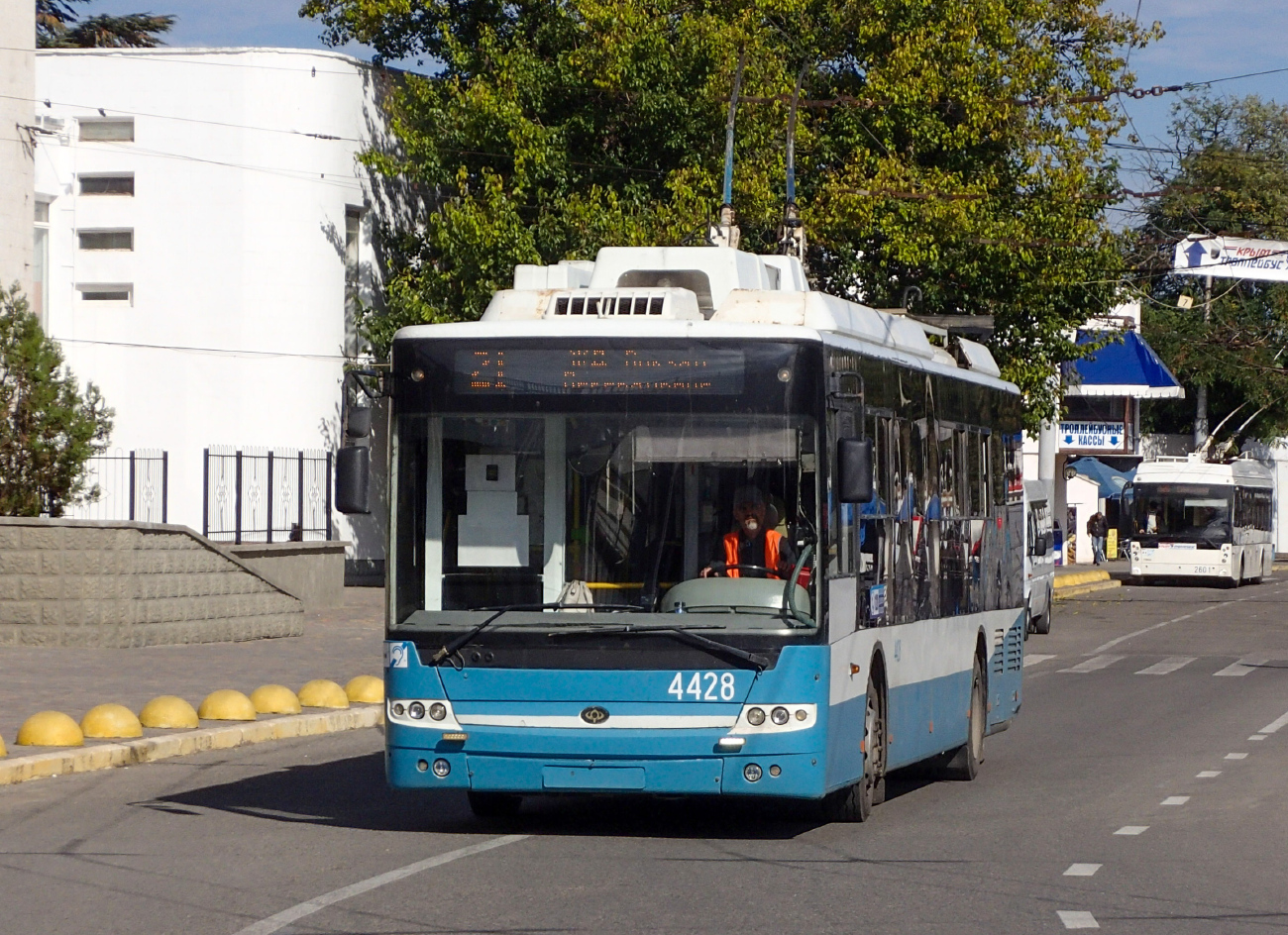Krimas trolejbuss, Bogdan T70115 № 4428