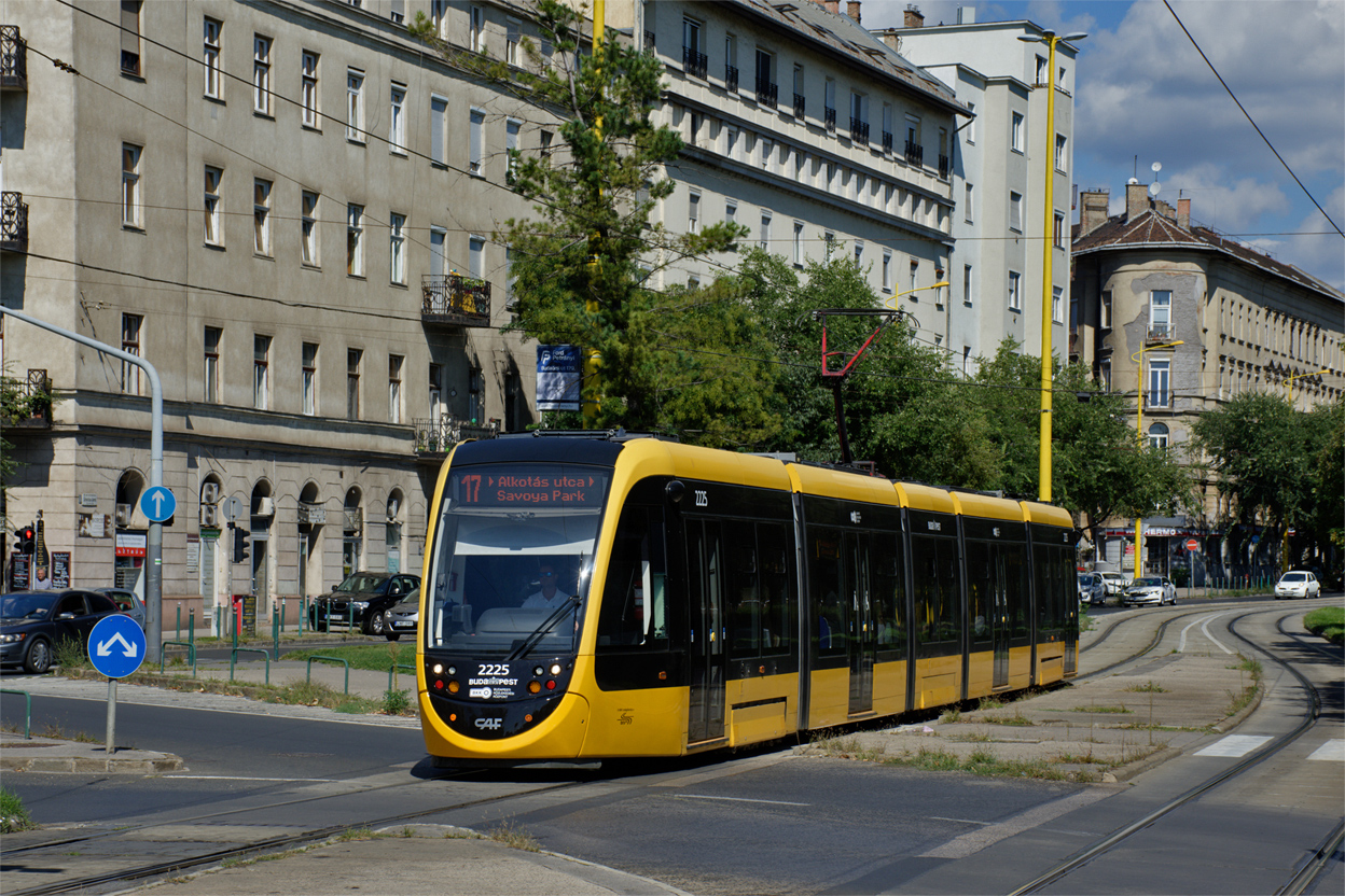 Budapest, CAF Urbos 3 N°. 2225
