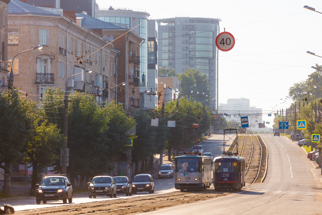 Ижевск, Tatra T6B5SU № 2016; Ижевск, Tatra T3K № 2318