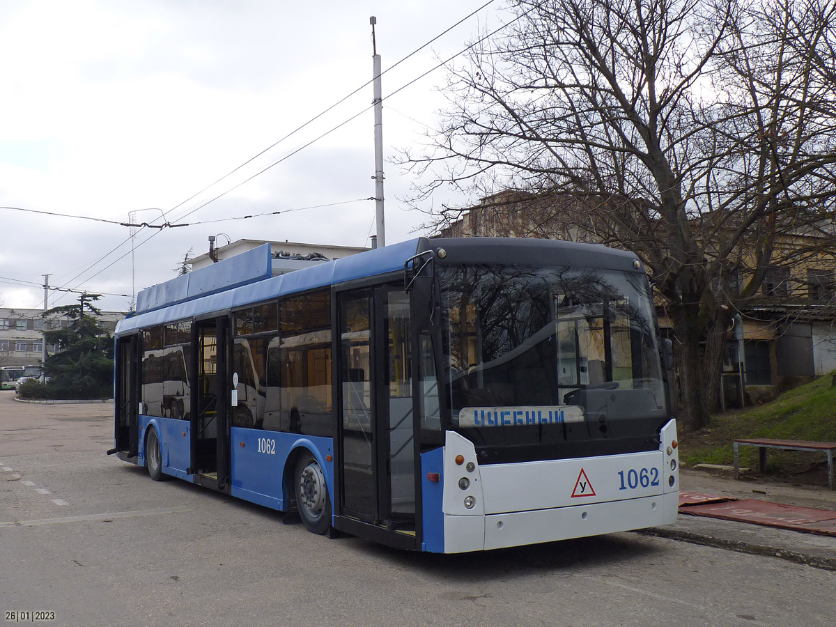 Севастополь, Тролза-5265.00 «Мегаполис» № 1062