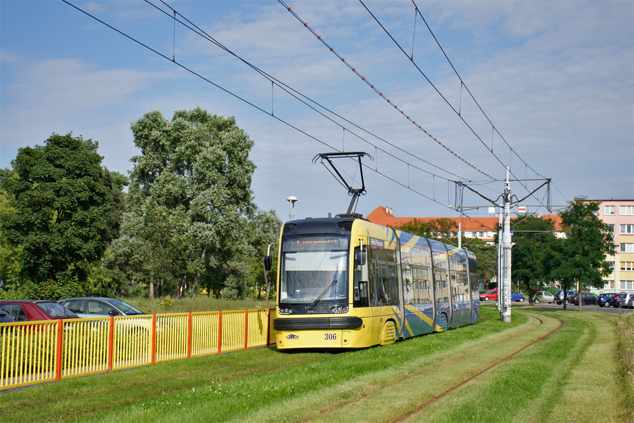 Toruń, PESA Swing 122NbT Br. 306