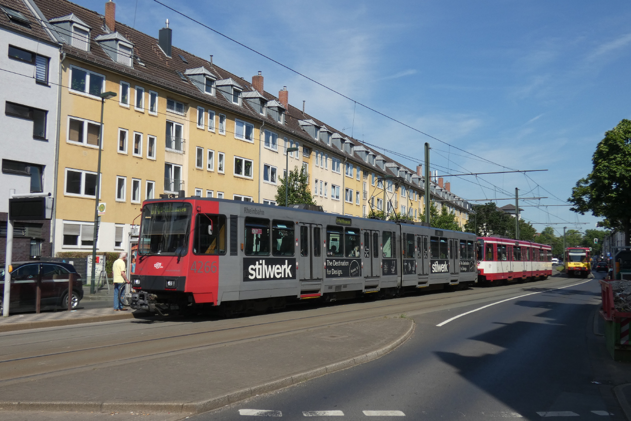 Дюссельдорф, Duewag B80D № 4266