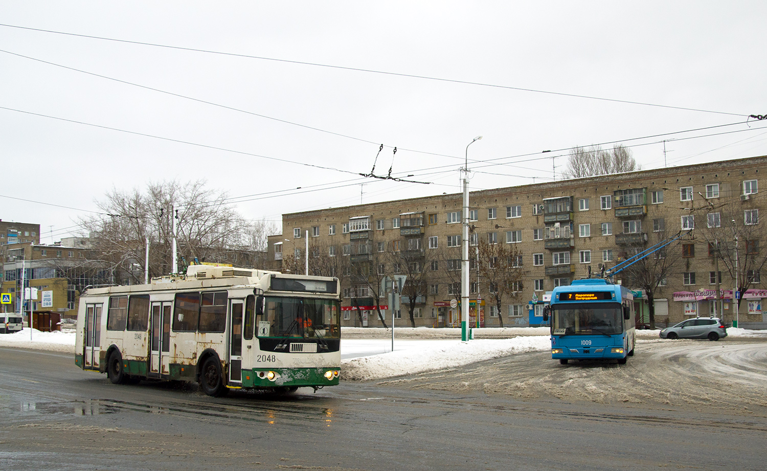 Пенза, ЗиУ-682Г-016.02 № 2048; Пенза, БКМ 321 № 1009