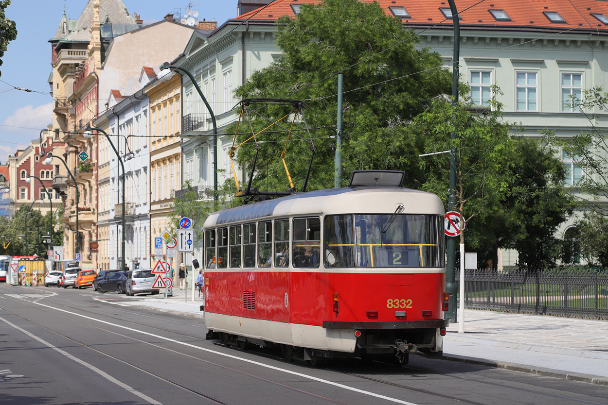 Прага, Tatra T3R.P № 8332